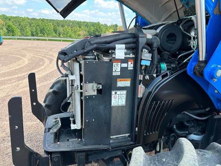 2016-new-holland-t4.120-image-50