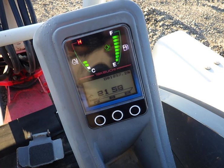 2019-takeuchi-tb230-image-30