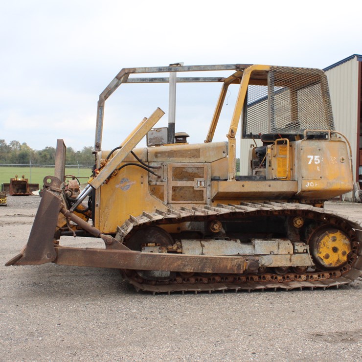 1992 DEERE 750B