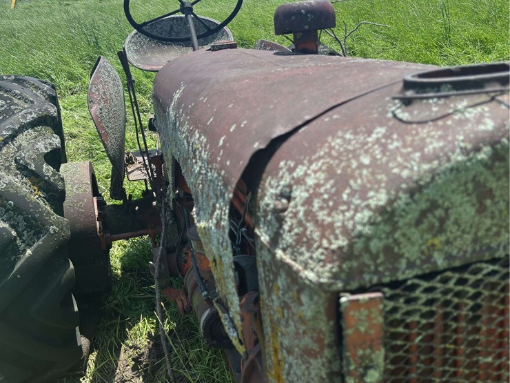 ji-case-tractor-image-13