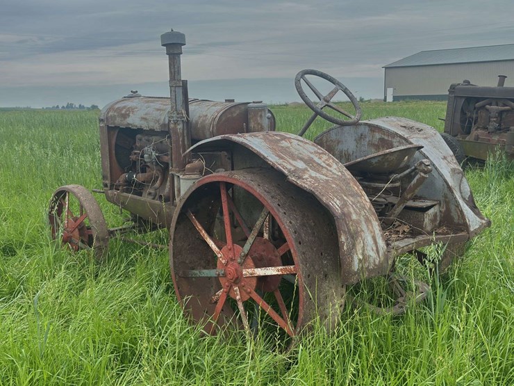 mccormick-deering-10-20-image-3