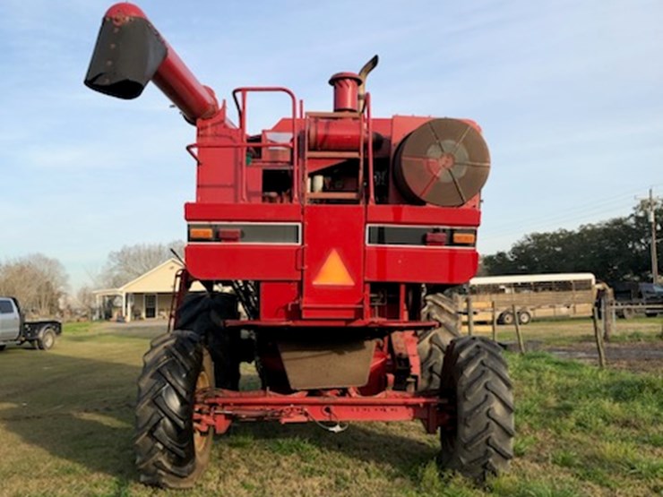 1991-case-ih-1660-image-3