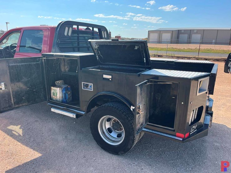 2018-dodge-ram-3500-image-8
