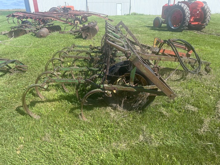 john-deere-14-image-6
