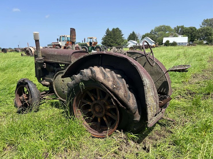 john-deere-d-image-3