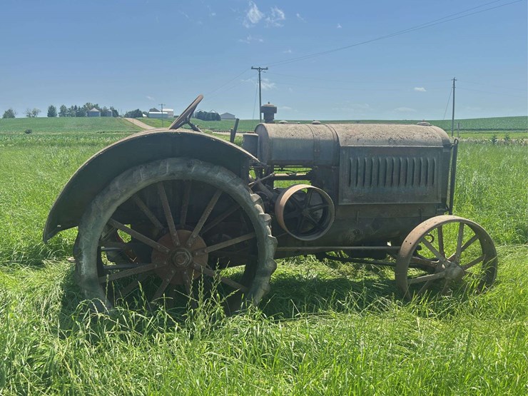 mccormick-deering-10-20-image-6