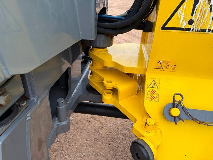 2015-wacker-neuson-wl60t-image-29