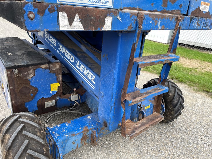 #6309-•-uprights-sl26sl-4wd-scissor-lift-image-24