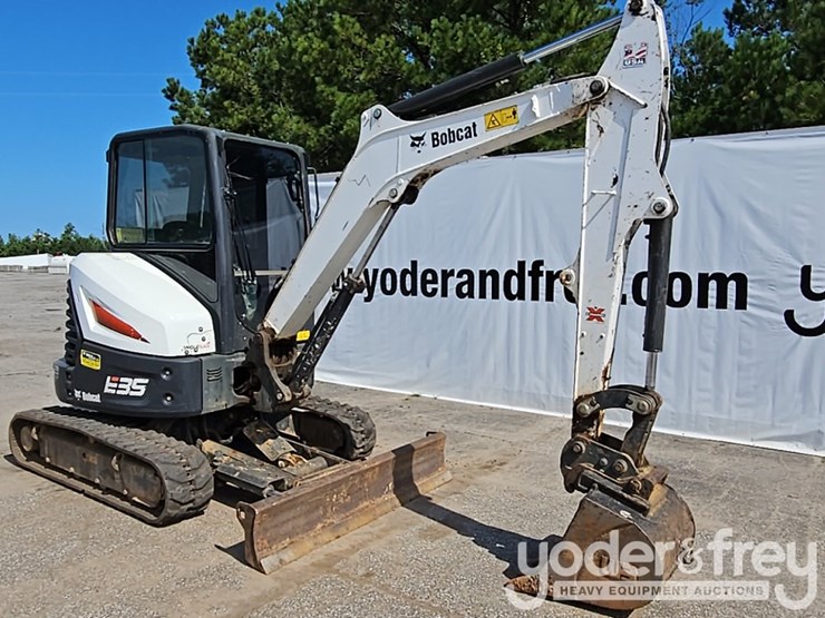 2021-bobcat-e35-image-7