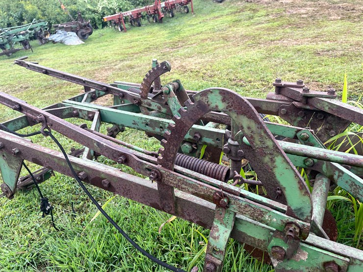 john-deere-60-image-15