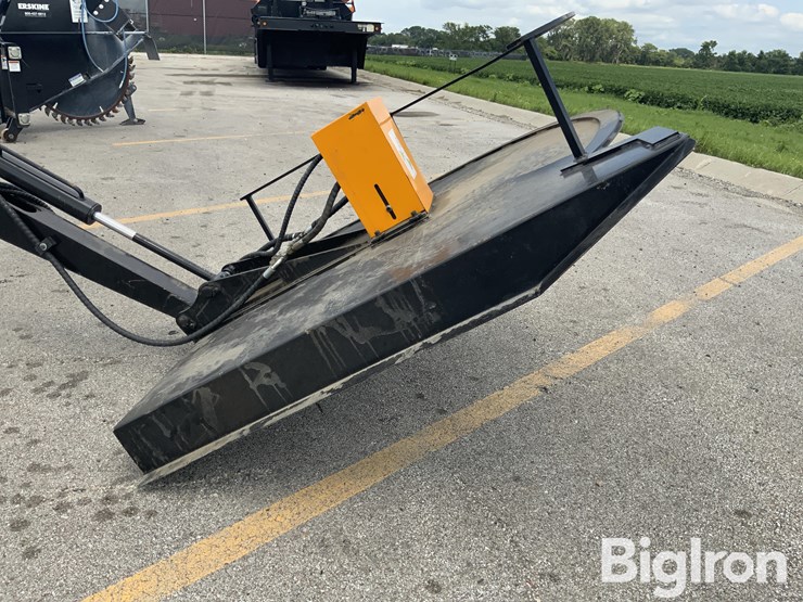 2025-giyi-skid-steer-articulating-brush-cutter-image-19