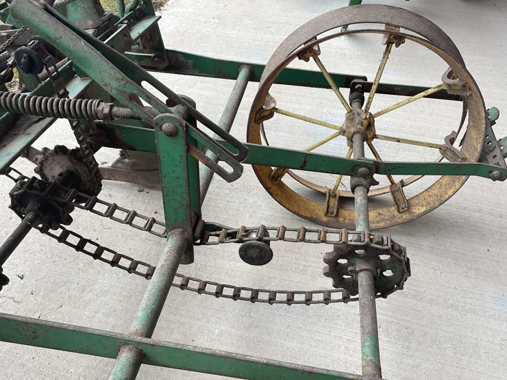 #6695-•-vintage-john-deere-farm-equipment-image-7