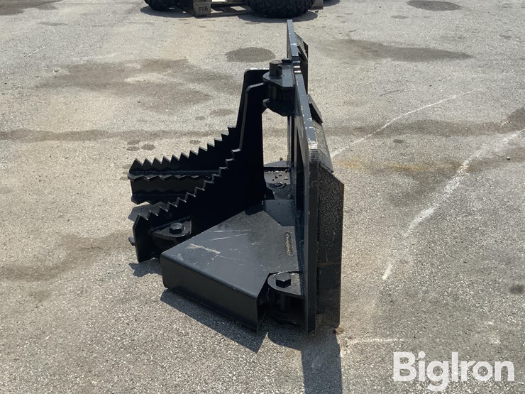 2025-kit-containers-qt-tp-skid-steer-tree/post-puller-image-8