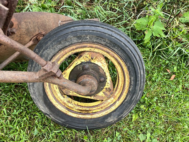 #7469-•-john-deere-plow-image-9