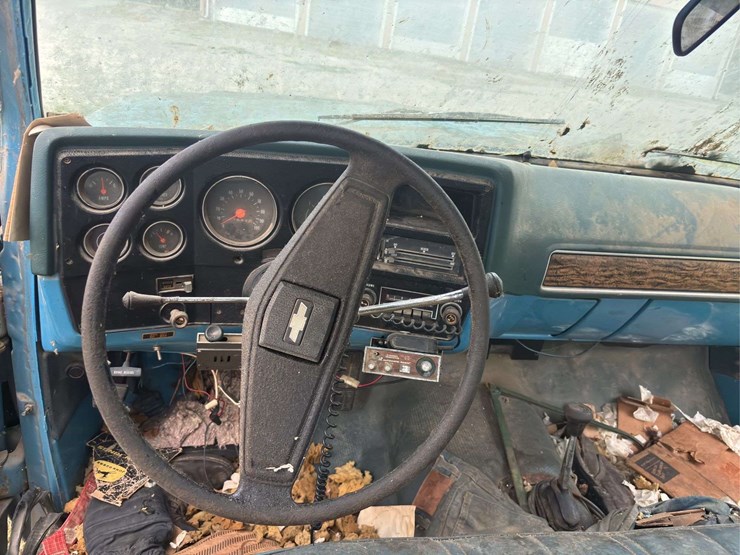 chevrolet-scottsdale-3/4-ton-4wd-image-43