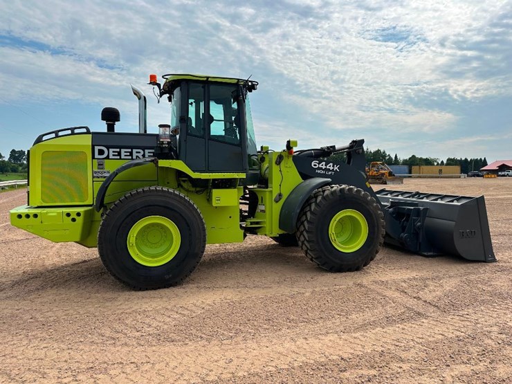 2010-deere-644k-image-4
