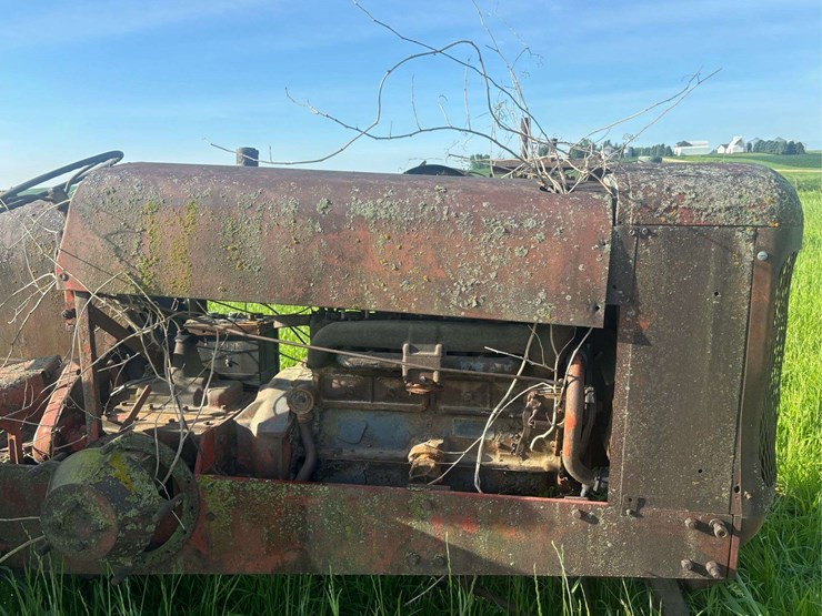 co-op-tractor-image-29
