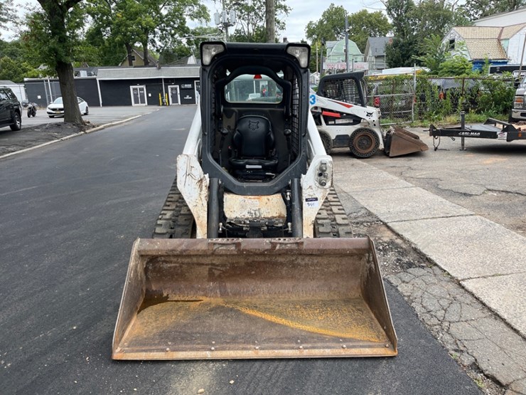 2019-bobcat-t590-image-2