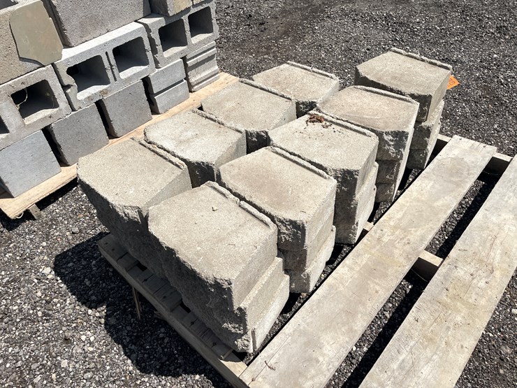 #6338-•-(27)-landscaping-stones/blocks-image-4