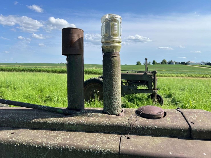 john-deere-model-b-image-14