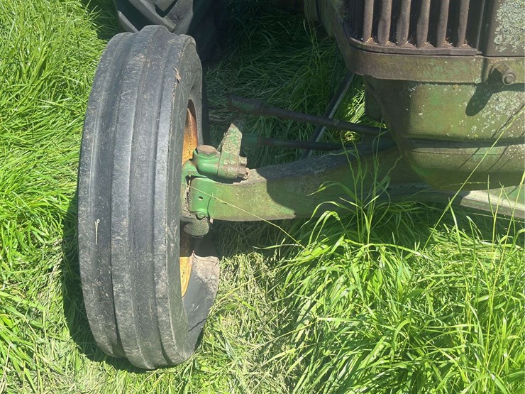 john-deere-70-image-15
