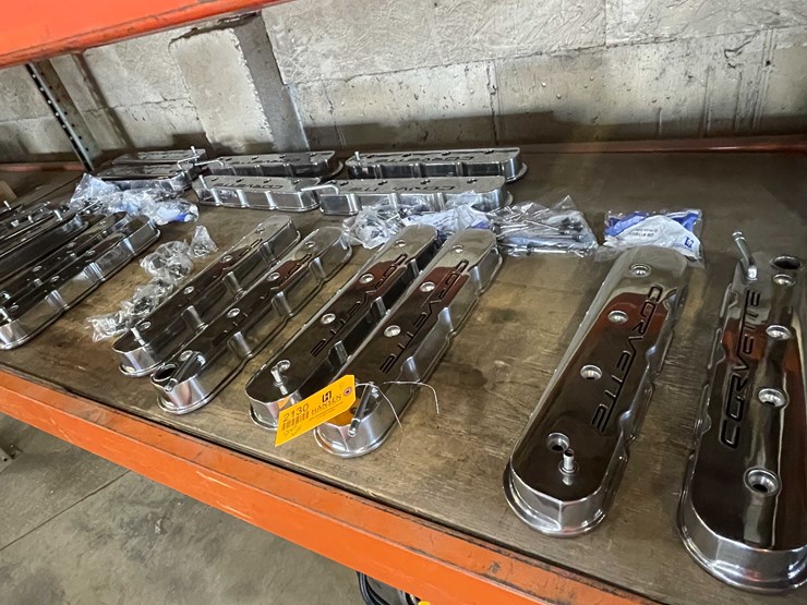 #2130-•-gm-corvette-valve-covers-(pr4)-image-1