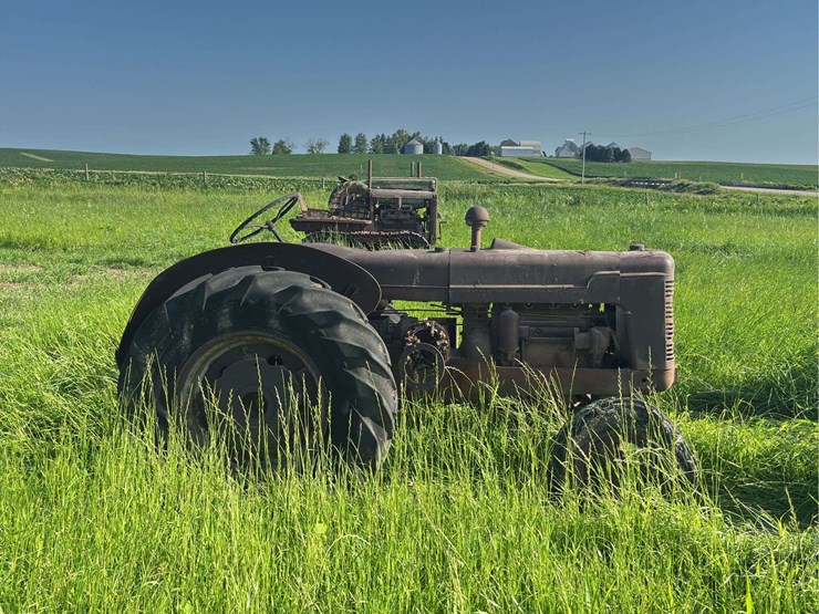 mccormick-deering-w-4-gas-image-6