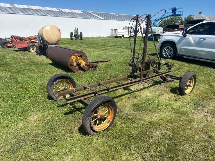 antique-john-deere-hoist-image-6