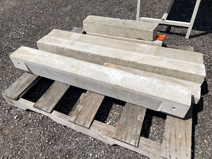 #6337-•-limestone-slabs-image-1