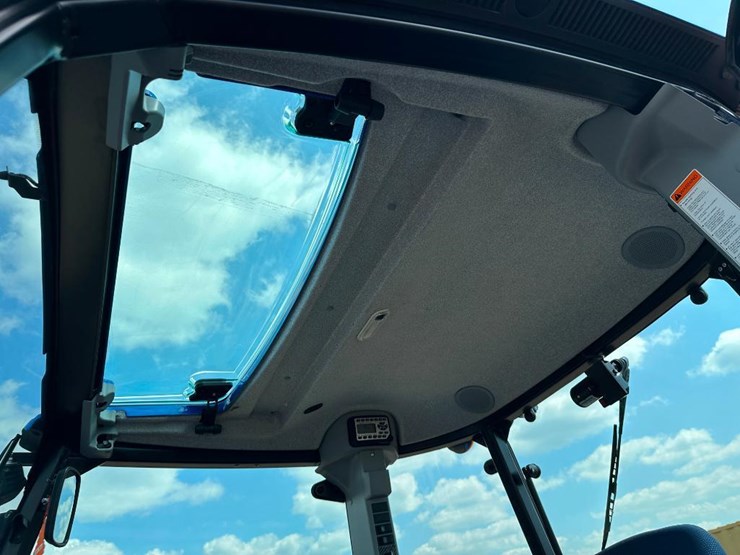 2016-new-holland-t4.120-image-59