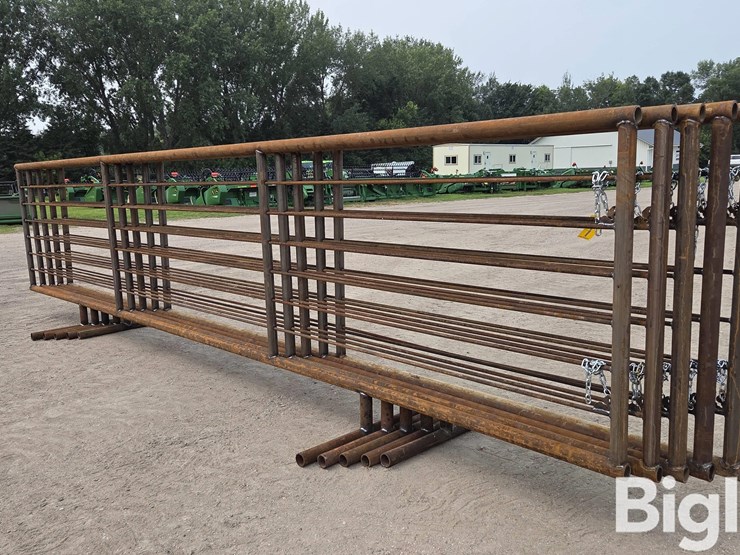 24'-free-standing-panels-(bid-per-unit)-image-7