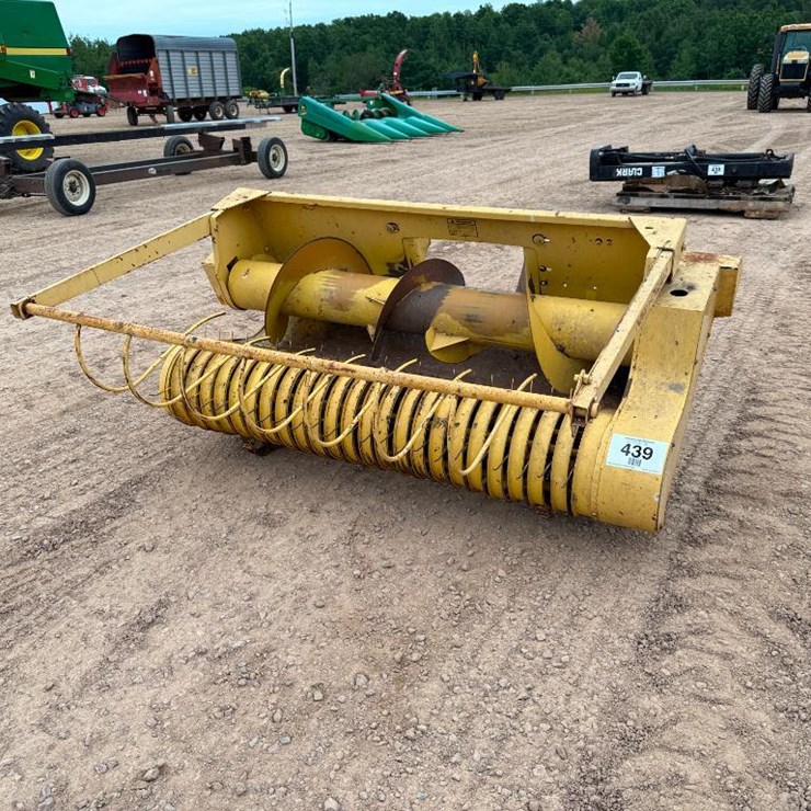 NEW HOLLAND 790W