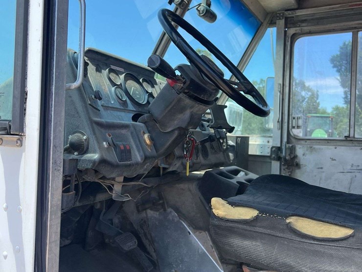 2000-freightliner-s/a-box-truck-image-23