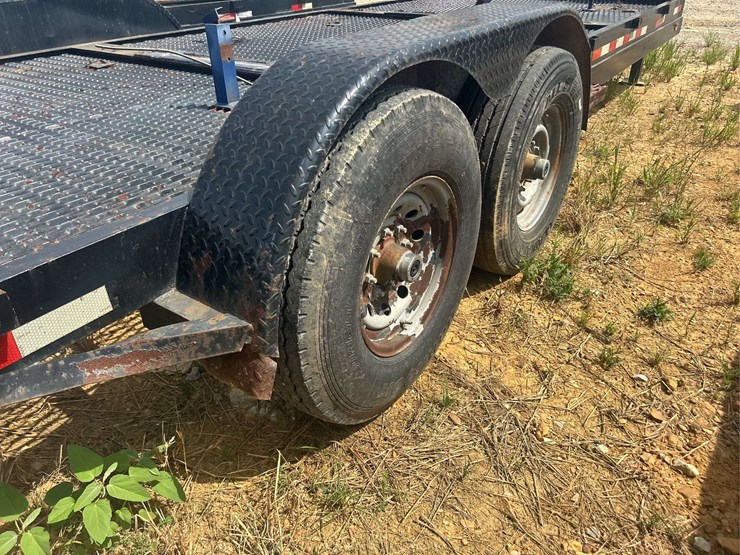 2013-c-&-m-7'-x-20'-t/a-gooseneck-trailer-image-13