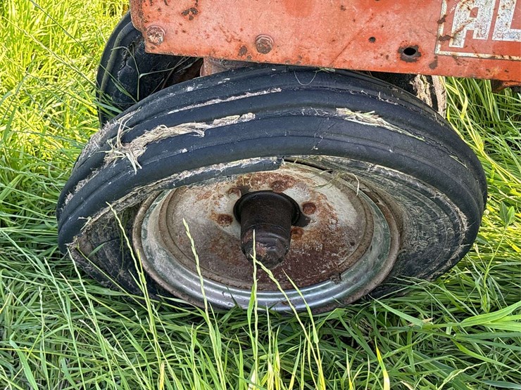 allis-chalmers-unstyled-wc-image-13
