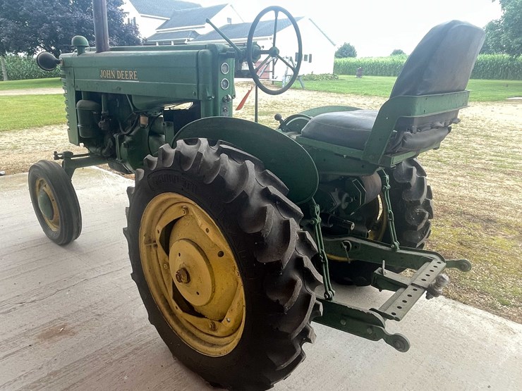 1949-john-deere-1950-image-4