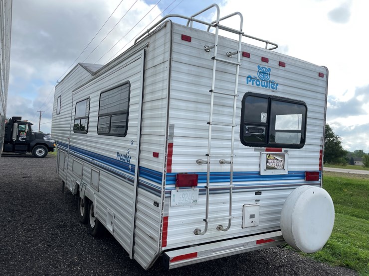 #6294-•-1995-prowler-5th-wheel-travel-trailer-(has-wi-title)-image-7