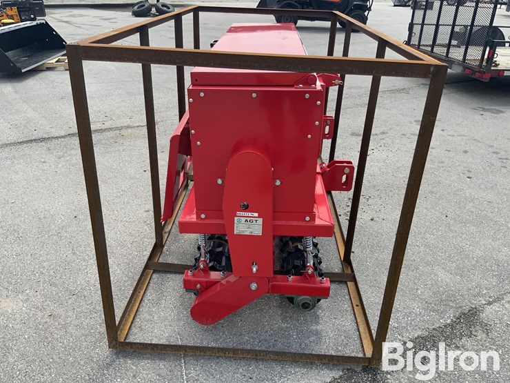 2025-agt-stsd10-3-pt/skid-steer-no-till-drill-image-8
