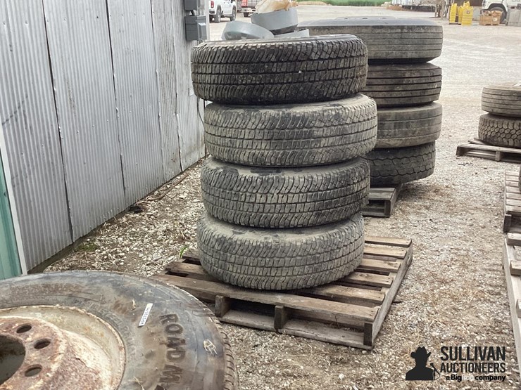245/75r17-tires-&-rims-image-6