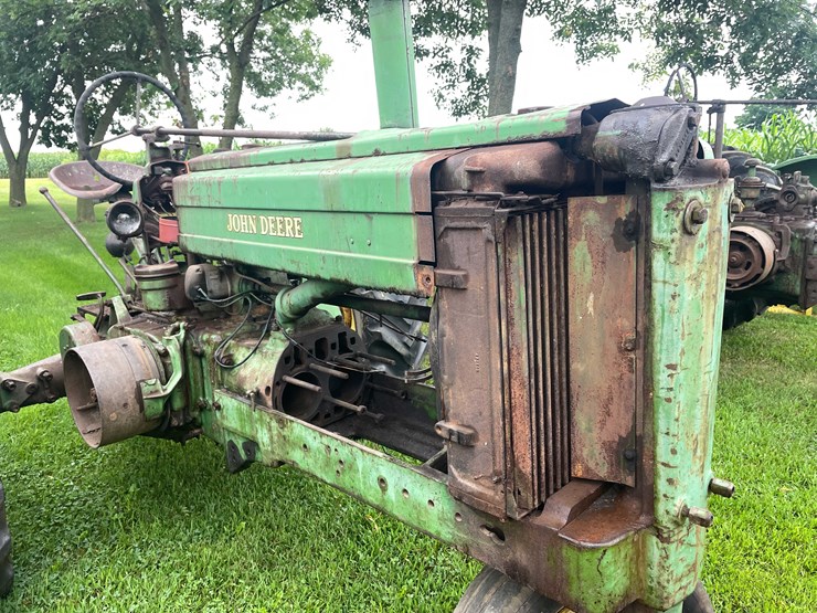 #6675-•-john-deere-parts-tractor-image-9