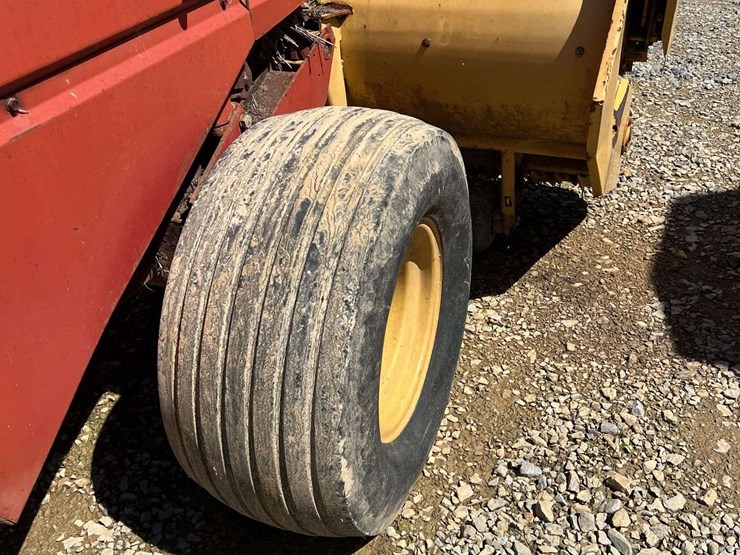 new-holland-900-image-17