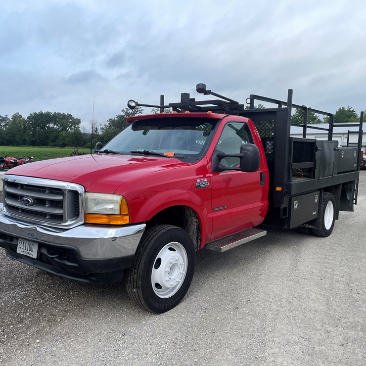 2001 FORD F550