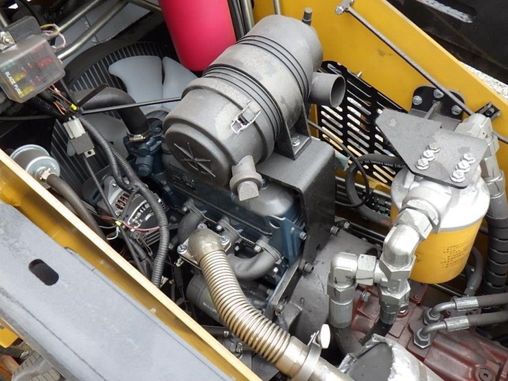 2025-cfg-kkta27-skid-steer-tracked-loader-image-9