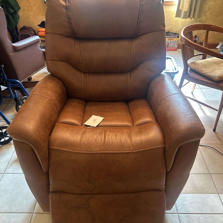 Golden Power Lifting Recliner