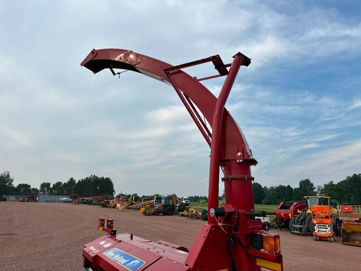 2013-new-holland-fp230-image-16