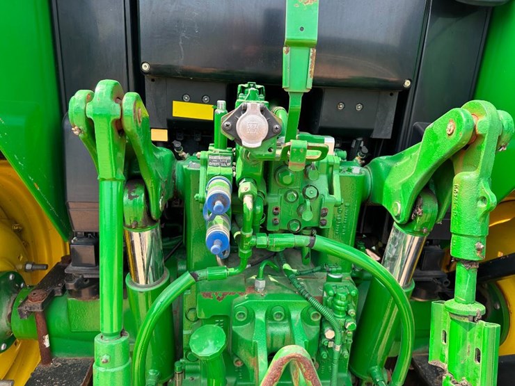2012-john-deere-6330-image-25