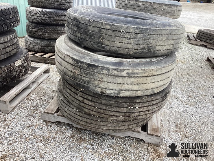 11r24.5-tires-image-4