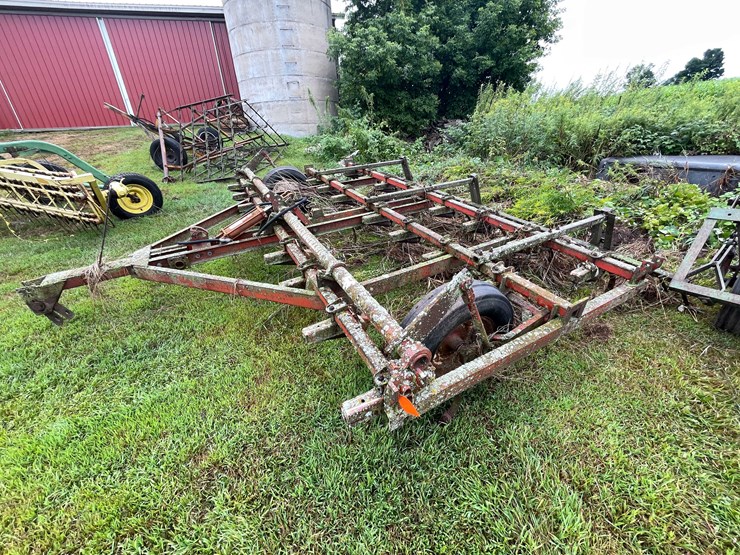 #7453-•-international-harvester-pull-behind-rake-and-cultivator-image-3