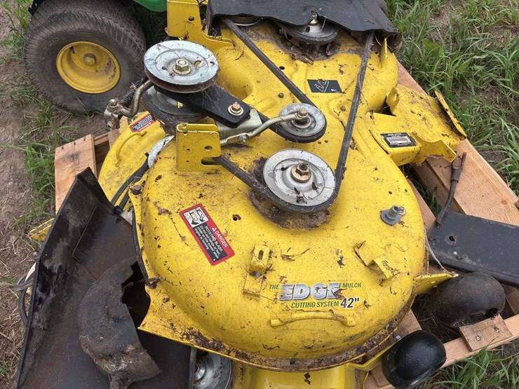 john-deere-x300-image-79
