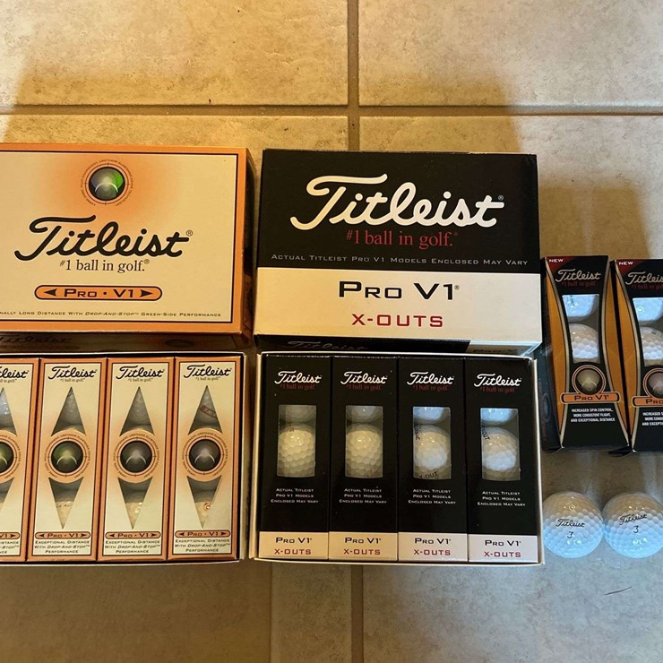 Lot of Titleist Pro-V1 Balls